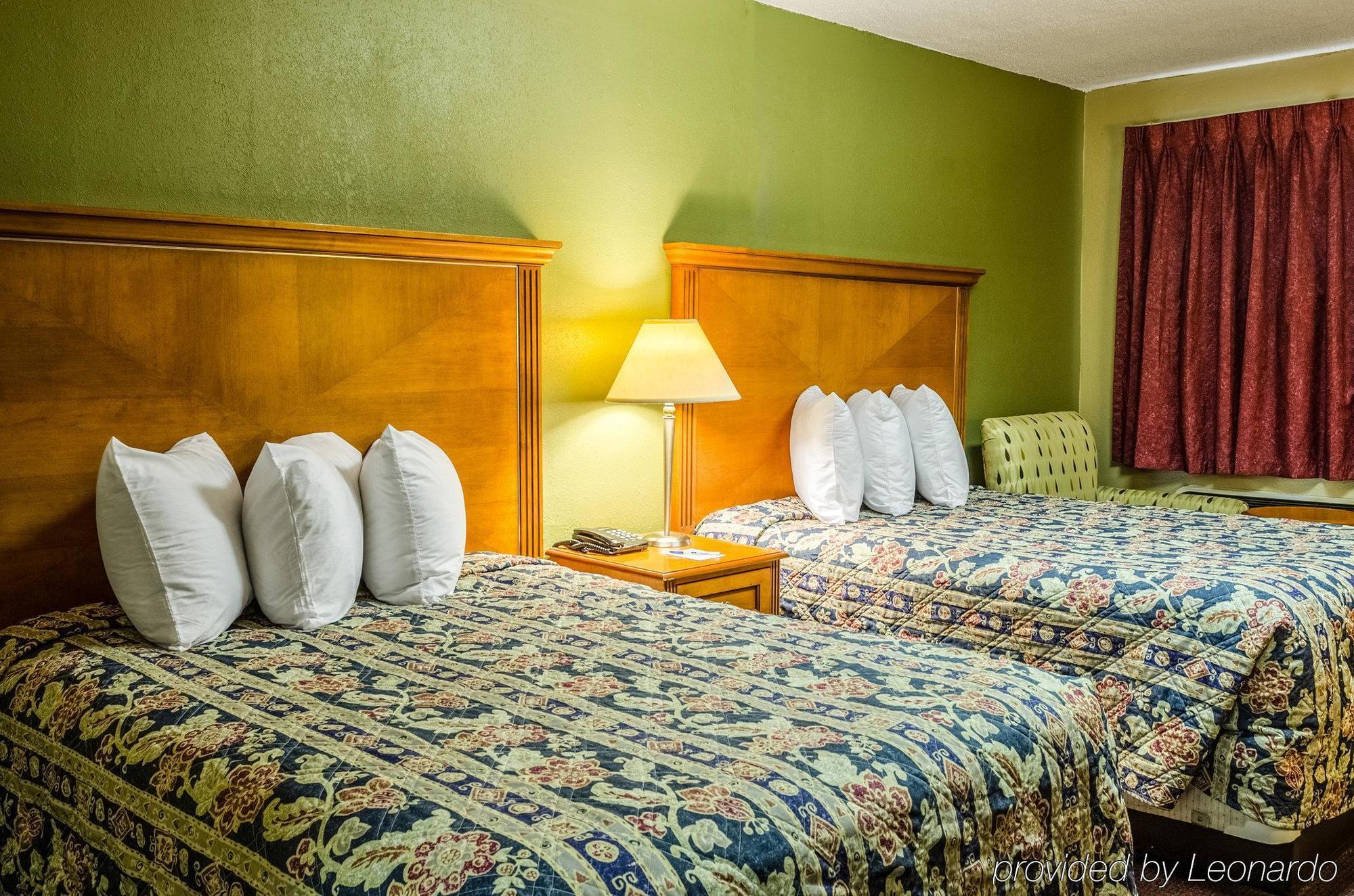 Rodeway Inn Indianola Buitenkant foto